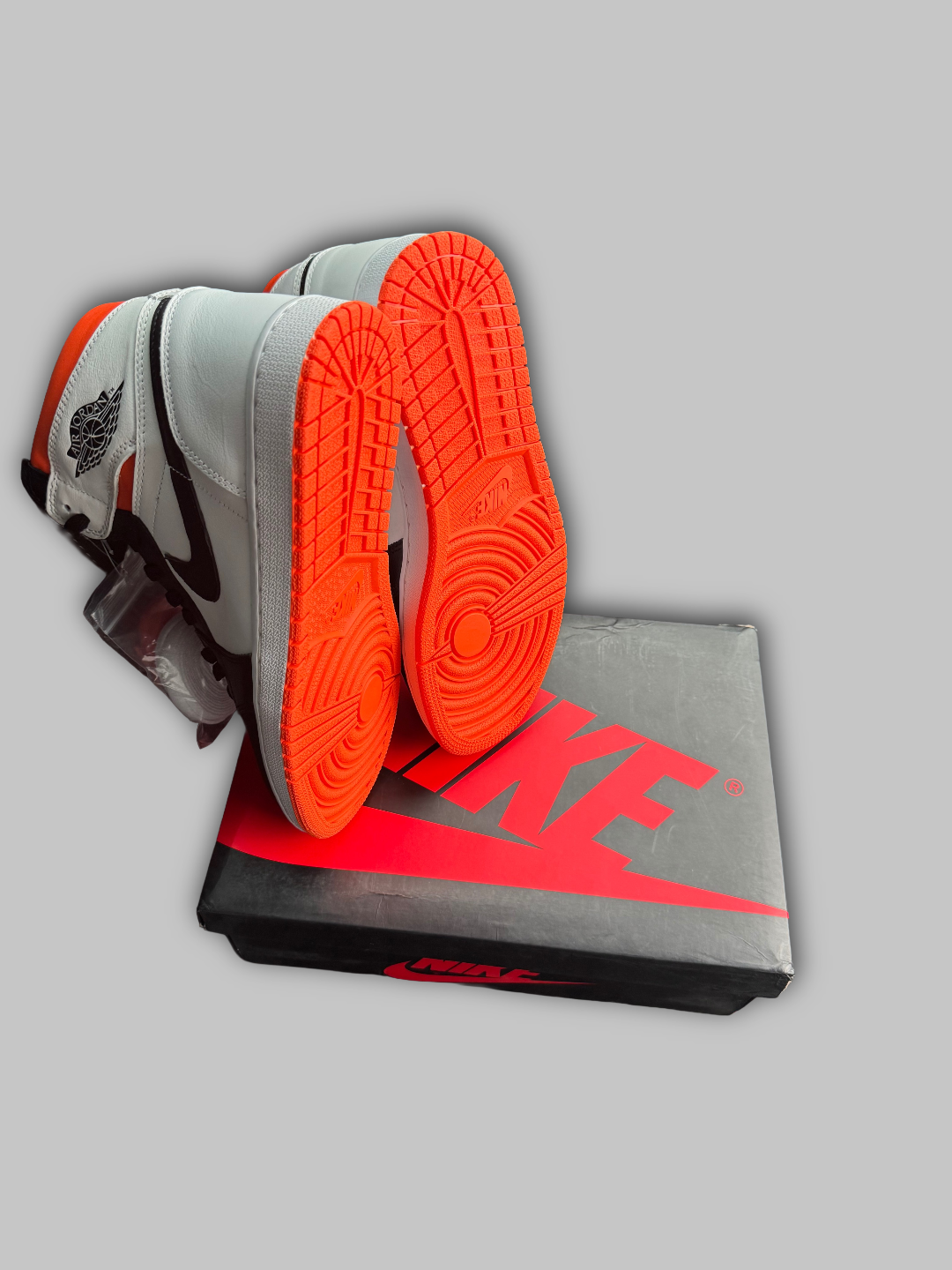 Jordan 1 Retro High Electro Orange
