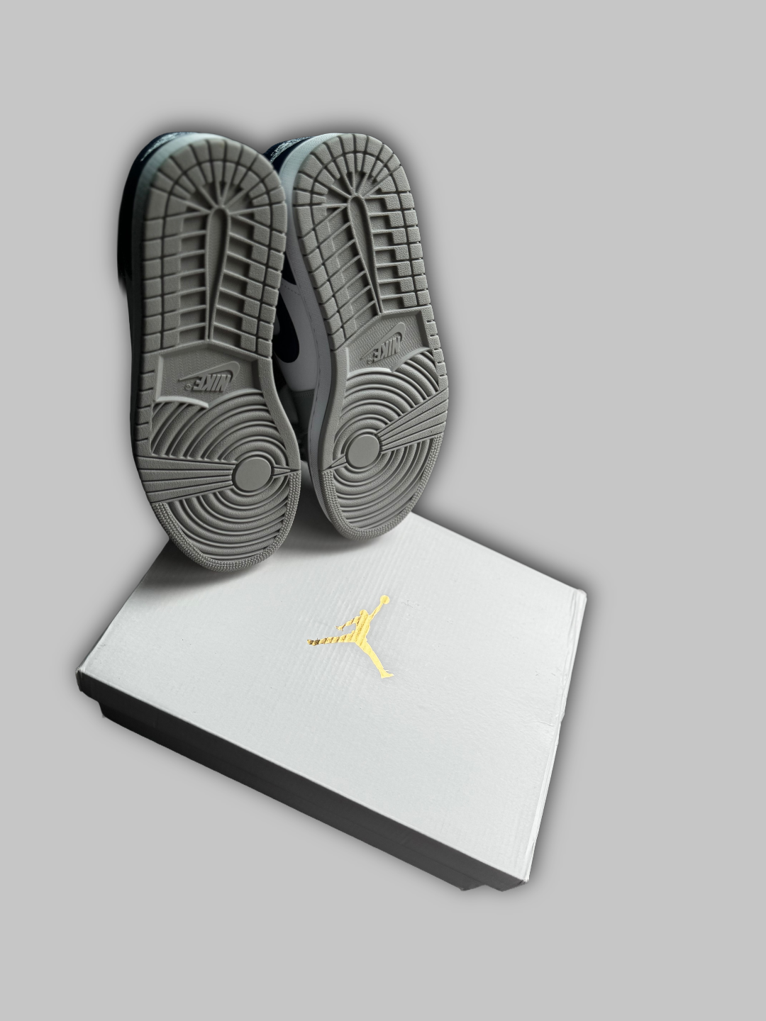 Jordan 1 Low Wolf Grey Blue
