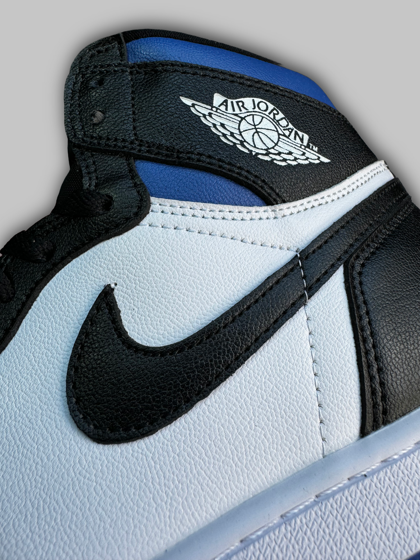 Jordan 1 Retro High Royal Toe