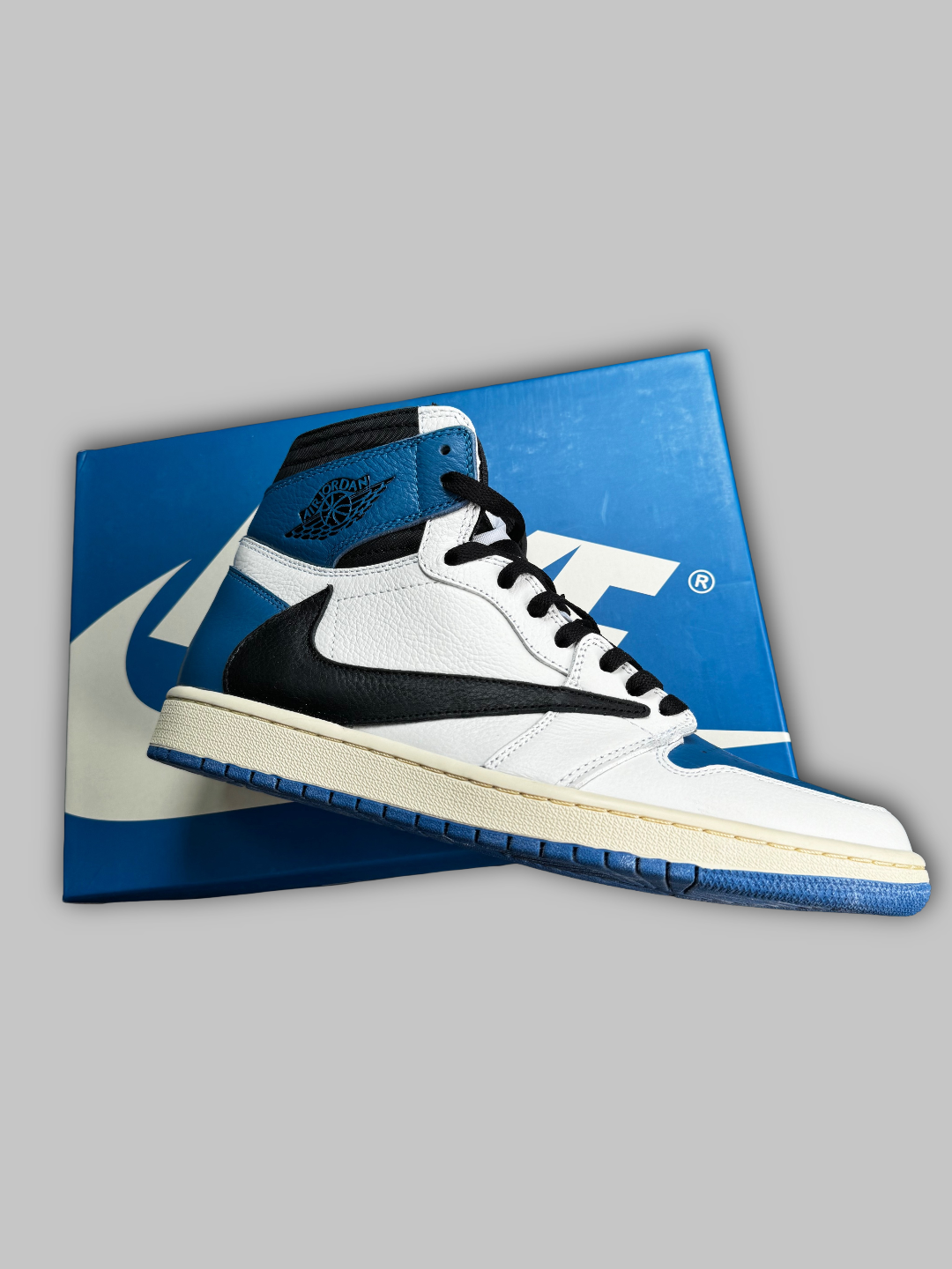 Jordan 1 Retro High OG SP Fragment x Travis Scott