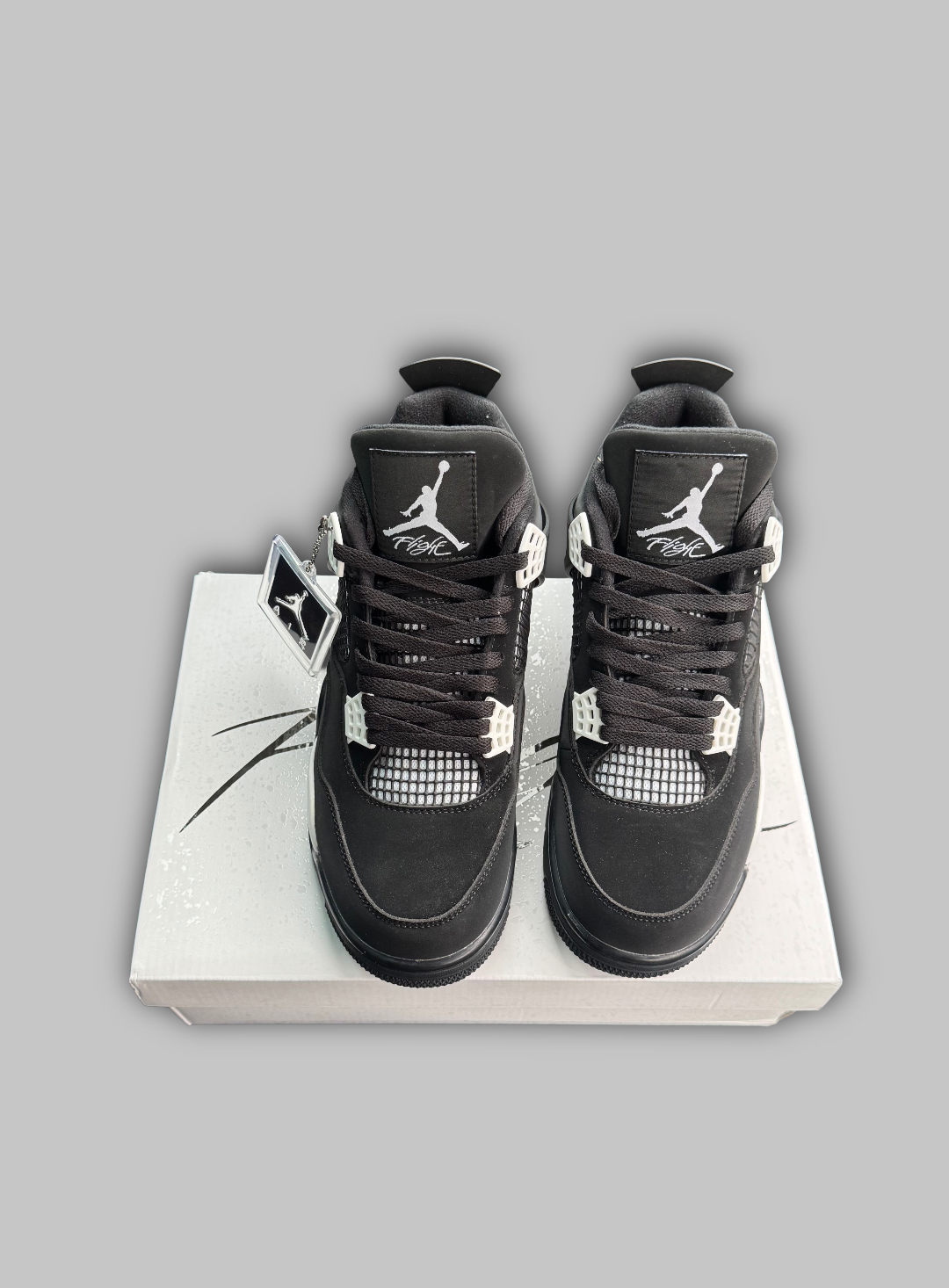 Jordan 4 Retro White Thunder