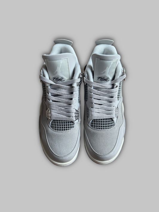 Jordan 4 Retro Frozen Moments