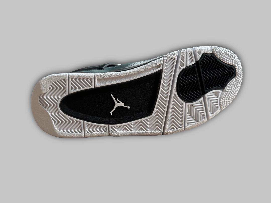Jordan 4 Retro Fear
