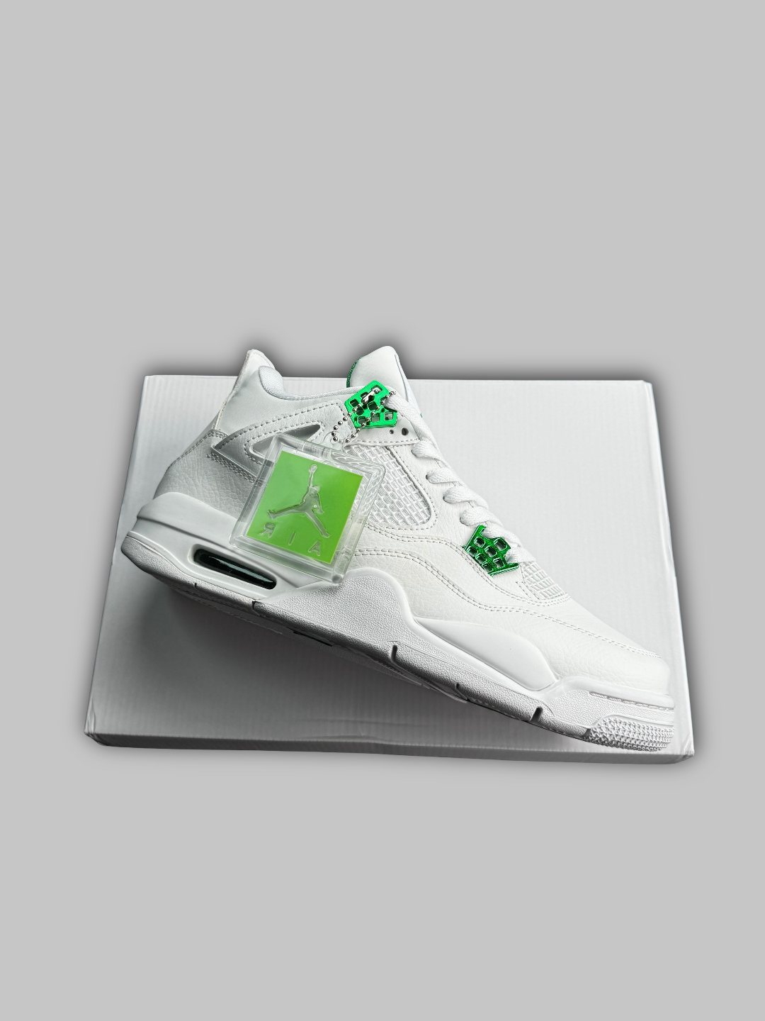 Jordan 4 Retro Metallic Green