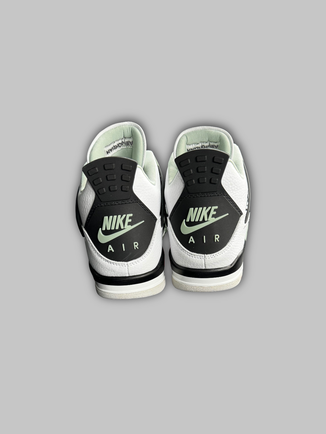 Jordan 4 Retro Seafoam