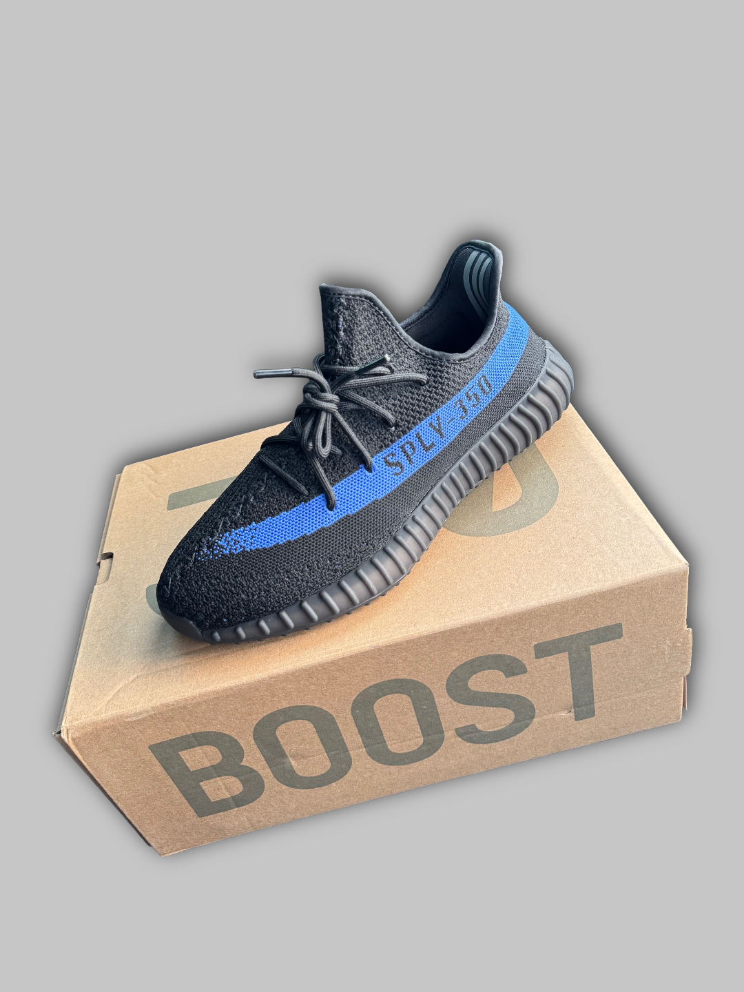 Yeezy Boost 350 V2 Dazzling Blue