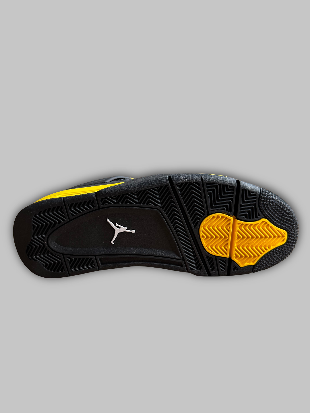 Jordan 4 Retro Thunder